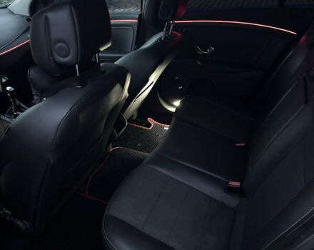 Черный Рено Меган, объемом двигателя 1.46 л и пробегом 325 тыс. км за 8000 $, фото 9 на Automoto.ua