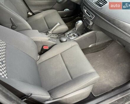 Черный Рено Меган, объемом двигателя 1.5 л и пробегом 194 тыс. км за 8700 $, фото 10 на Automoto.ua