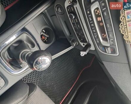 Чорний Рено Меган, об'ємом двигуна 1.5 л та пробігом 251 тис. км за 7800 $, фото 3 на Automoto.ua