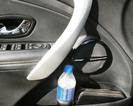 Черный Рено Меган, объемом двигателя 1.5 л и пробегом 254 тыс. км за 9100 $, фото 7 на Automoto.ua