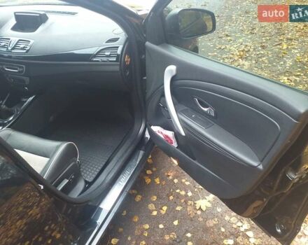 Черный Рено Меган, объемом двигателя 1.5 л и пробегом 260 тыс. км за 8700 $, фото 9 на Automoto.ua