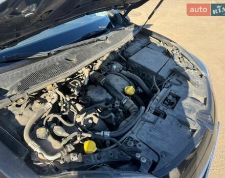 Чорний Рено Меган, об'ємом двигуна 1.46 л та пробігом 300 тис. км за 7500 $, фото 8 на Automoto.ua