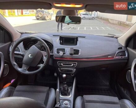 Черный Рено Меган, объемом двигателя 1.46 л и пробегом 290 тыс. км за 8000 $, фото 4 на Automoto.ua