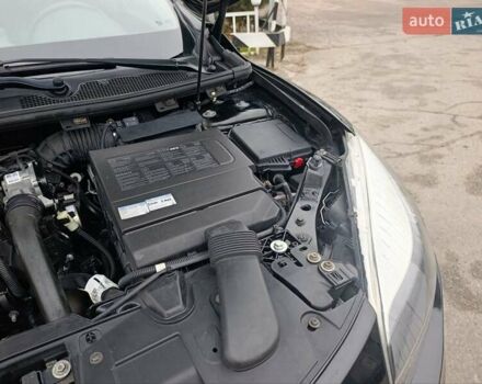 Черный Рено Меган, объемом двигателя 1.5 л и пробегом 257 тыс. км за 9700 $, фото 32 на Automoto.ua