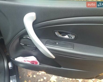 Черный Рено Меган, объемом двигателя 1.5 л и пробегом 260 тыс. км за 8700 $, фото 8 на Automoto.ua
