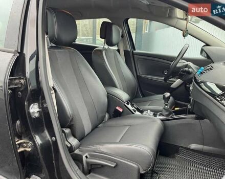 Черный Рено Меган, объемом двигателя 1.46 л и пробегом 259 тыс. км за 8290 $, фото 10 на Automoto.ua