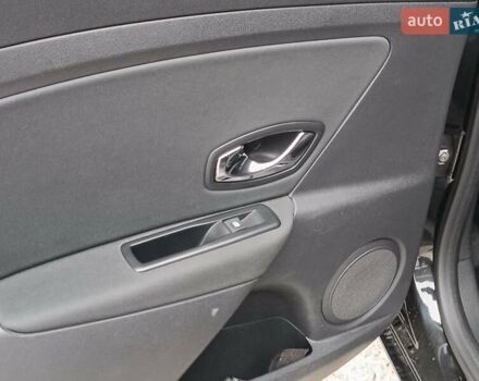Черный Рено Меган, объемом двигателя 1.5 л и пробегом 248 тыс. км за 9540 $, фото 30 на Automoto.ua