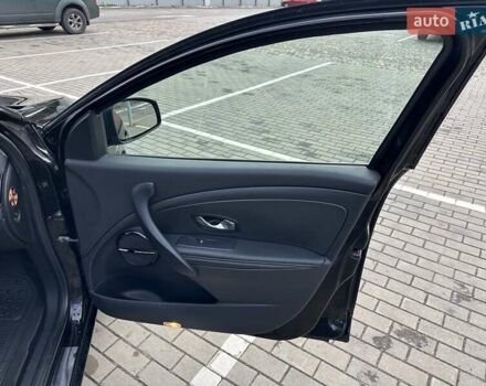 Чорний Рено Меган, об'ємом двигуна 1.6 л та пробігом 198 тис. км за 9500 $, фото 76 на Automoto.ua