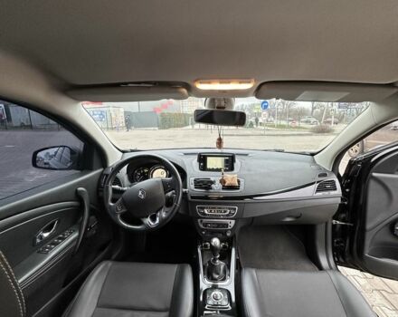 Черный Рено Меган, объемом двигателя 1.5 л и пробегом 266 тыс. км за 9300 $, фото 6 на Automoto.ua