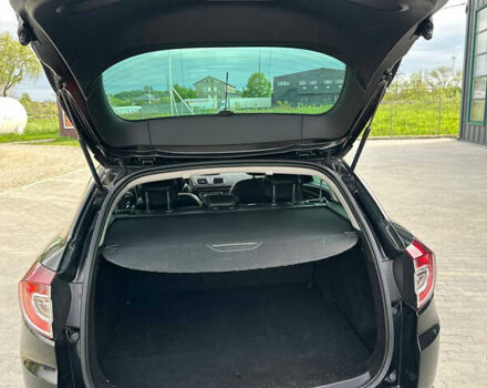 Черный Рено Меган, объемом двигателя 1.5 л и пробегом 240 тыс. км за 7700 $, фото 7 на Automoto.ua