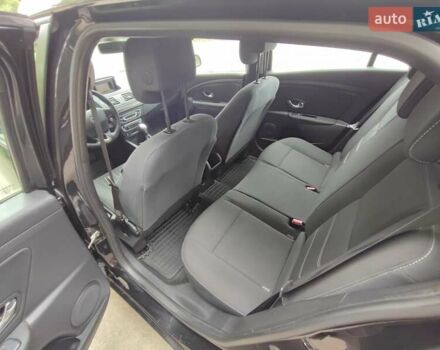 Черный Рено Меган, объемом двигателя 1.46 л и пробегом 254 тыс. км за 6700 $, фото 3 на Automoto.ua