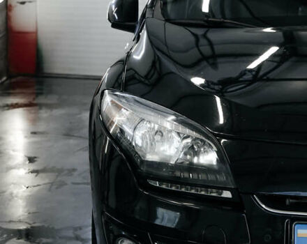 Черный Рено Меган, объемом двигателя 1.46 л и пробегом 290 тыс. км за 8400 $, фото 4 на Automoto.ua