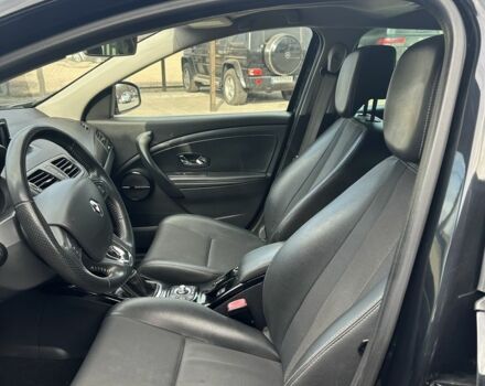 Черный Рено Меган, объемом двигателя 1.5 л и пробегом 183 тыс. км за 1599 $, фото 9 на Automoto.ua