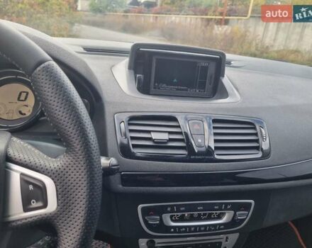 Черный Рено Меган, объемом двигателя 1.5 л и пробегом 208 тыс. км за 7450 $, фото 1 на Automoto.ua