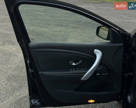 Черный Рено Меган, объемом двигателя 1.5 л и пробегом 240 тыс. км за 8950 $, фото 49 на Automoto.ua