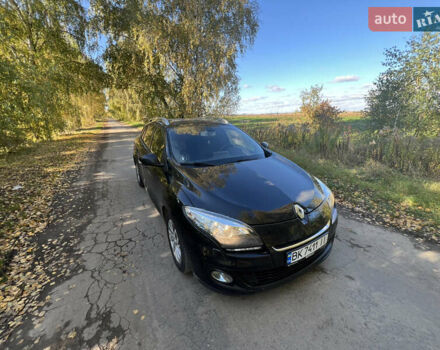 Черный Рено Меган, объемом двигателя 1.5 л и пробегом 243 тыс. км за 7999 $, фото 3 на Automoto.ua