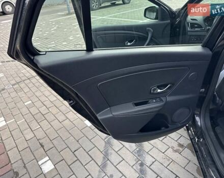 Чорний Рено Меган, об'ємом двигуна 1.6 л та пробігом 198 тис. км за 9500 $, фото 66 на Automoto.ua