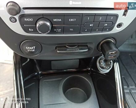 Чорний Рено Меган, об'ємом двигуна 1.46 л та пробігом 219 тис. км за 8600 $, фото 80 на Automoto.ua