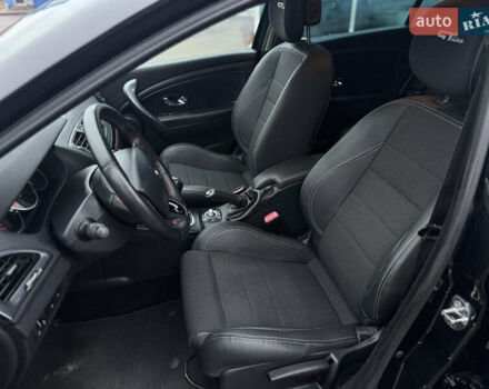 Черный Рено Меган, объемом двигателя 1.5 л и пробегом 237 тыс. км за 9300 $, фото 26 на Automoto.ua