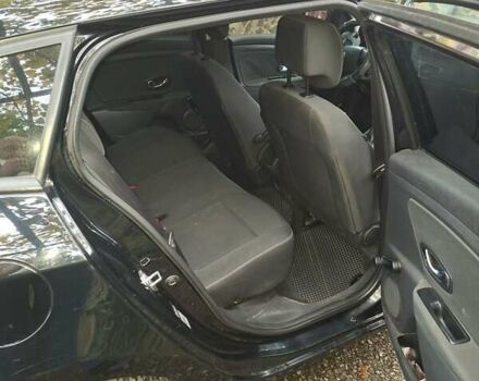 Рено Меган 2013 в Ужгороде на Automoto.ua Черный Рено Меган, объемом двигателя 1.5 л и пробегом 265 тыс. км за 7500 $, фото 2 на Automoto.ua