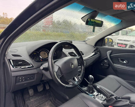 Черный Рено Меган, объемом двигателя 1.5 л и пробегом 280 тыс. км за 8600 $, фото 48 на Automoto.ua