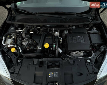 Черный Рено Меган, объемом двигателя 1.5 л и пробегом 240 тыс. км за 8950 $, фото 101 на Automoto.ua