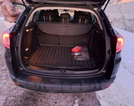 Черный Рено Меган, объемом двигателя 1.5 л и пробегом 240 тыс. км за 6500 $, фото 6 на Automoto.ua