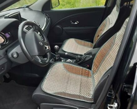 Черный Рено Меган, объемом двигателя 1.46 л и пробегом 250 тыс. км за 7900 $, фото 4 на Automoto.ua