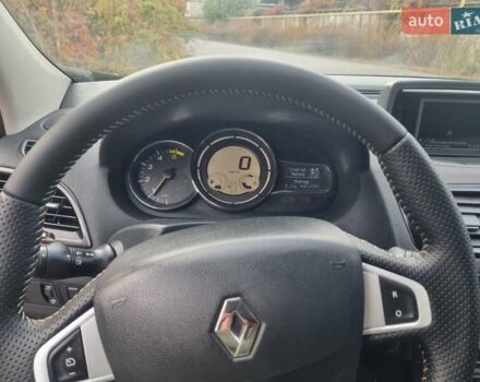 Черный Рено Меган, объемом двигателя 1.5 л и пробегом 208 тыс. км за 7450 $, фото 4 на Automoto.ua