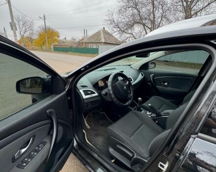 Чорний Рено Меган, об'ємом двигуна 1.2 л та пробігом 200 тис. км за 6700 $, фото 4 на Automoto.ua