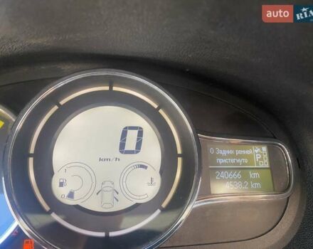 Черный Рено Меган, объемом двигателя 1.5 л и пробегом 241 тыс. км за 8700 $, фото 9 на Automoto.ua