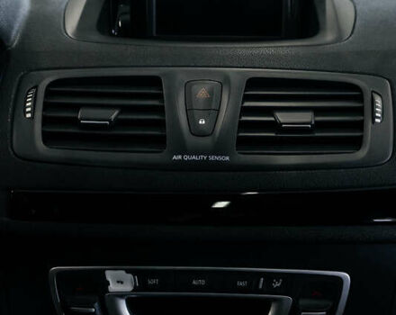 Черный Рено Меган, объемом двигателя 1.46 л и пробегом 290 тыс. км за 8400 $, фото 43 на Automoto.ua