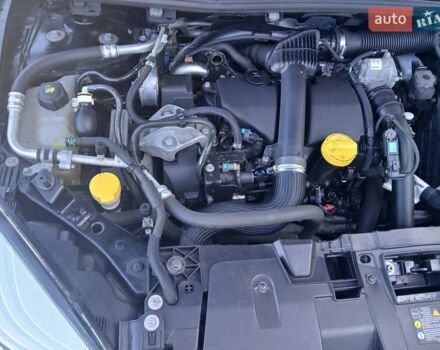 Рено Меган 2013 в Киеве на Automoto.ua Черный Рено Меган, объемом двигателя 1.46 л и пробегом 238 тыс. км за 8500 $, фото 30 на Automoto.ua