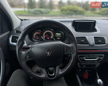 Черный Рено Меган, объемом двигателя 1.5 л и пробегом 237 тыс. км за 9300 $, фото 46 на Automoto.ua