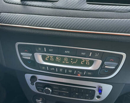 Черный Рено Меган, объемом двигателя 1.5 л и пробегом 300 тыс. км за 7400 $, фото 13 на Automoto.ua