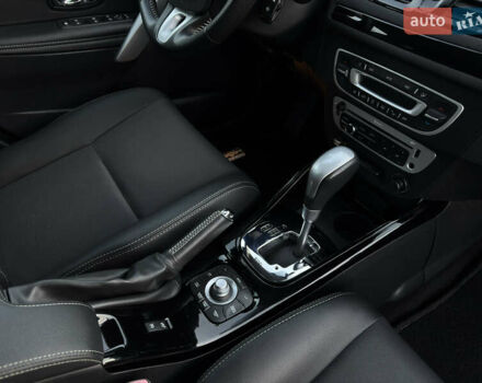 Черный Рено Меган, объемом двигателя 1.5 л и пробегом 240 тыс. км за 8950 $, фото 82 на Automoto.ua