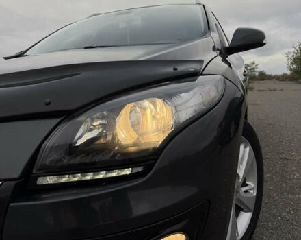 Черный Рено Меган, объемом двигателя 1.46 л и пробегом 239 тыс. км за 8500 $, фото 2 на Automoto.ua