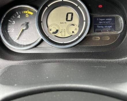 Черный Рено Меган, объемом двигателя 1.5 л и пробегом 345 тыс. км за 8300 $, фото 8 на Automoto.ua