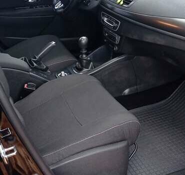 Черный Рено Меган, объемом двигателя 1.5 л и пробегом 244 тыс. км за 8100 $, фото 7 на Automoto.ua