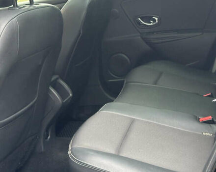 Черный Рено Меган, объемом двигателя 1.5 л и пробегом 260 тыс. км за 8600 $, фото 19 на Automoto.ua