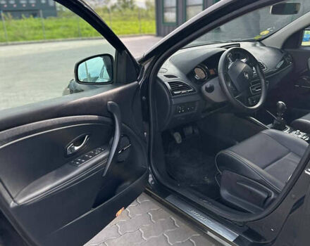 Черный Рено Меган, объемом двигателя 1.5 л и пробегом 240 тыс. км за 7700 $, фото 8 на Automoto.ua