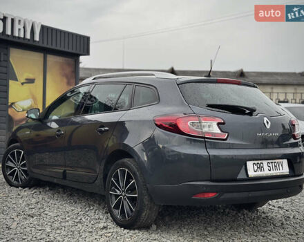 Черный Рено Меган, объемом двигателя 1.5 л и пробегом 280 тыс. км за 8600 $, фото 3 на Automoto.ua