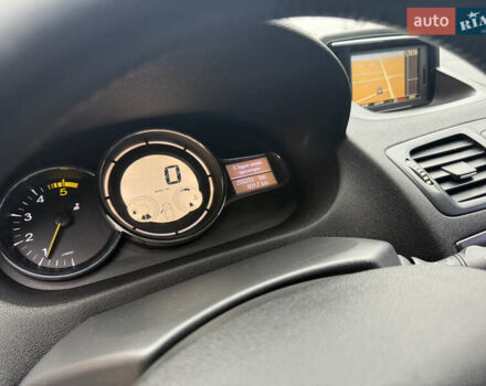 Черный Рено Меган, объемом двигателя 1.46 л и пробегом 255 тыс. км за 7000 $, фото 12 на Automoto.ua