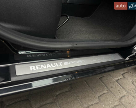 Черный Рено Меган, объемом двигателя 1.5 л и пробегом 238 тыс. км за 9200 $, фото 46 на Automoto.ua