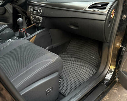 Черный Рено Меган, объемом двигателя 1.46 л и пробегом 215 тыс. км за 7300 $, фото 8 на Automoto.ua