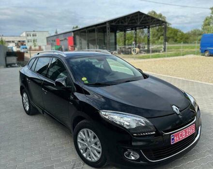Черный Рено Меган, объемом двигателя 1.5 л и пробегом 240 тыс. км за 7700 $, фото 3 на Automoto.ua