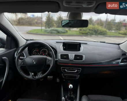 Черный Рено Меган, объемом двигателя 1.5 л и пробегом 237 тыс. км за 9300 $, фото 41 на Automoto.ua