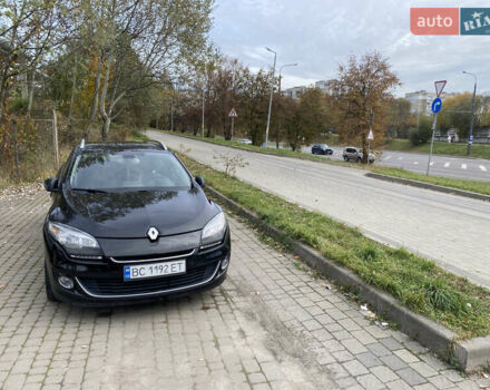 Рено Меган 2013 в Львове на Automoto.ua Черный Рено Меган, объемом двигателя 1.46 л и пробегом 317 тыс. км за 8500 $, фото 14 на Automoto.ua