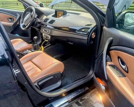 Черный Рено Меган, объемом двигателя 1.5 л и пробегом 235 тыс. км за 10500 $, фото 22 на Automoto.ua