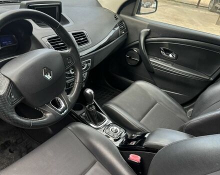 Черный Рено Меган, объемом двигателя 1.5 л и пробегом 183 тыс. км за 1599 $, фото 10 на Automoto.ua